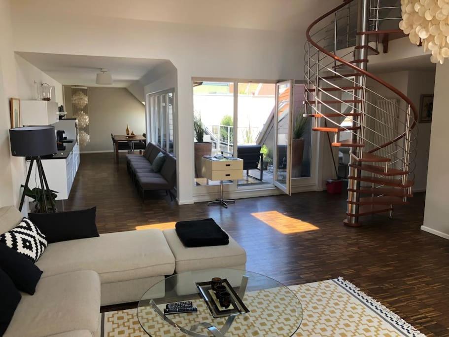 Ruhige Dachwohnung Mit Terrasse Berlin Mitte - Spacious Modern Rooftop Loft In Berlin Mitte Zewnętrze zdjęcie