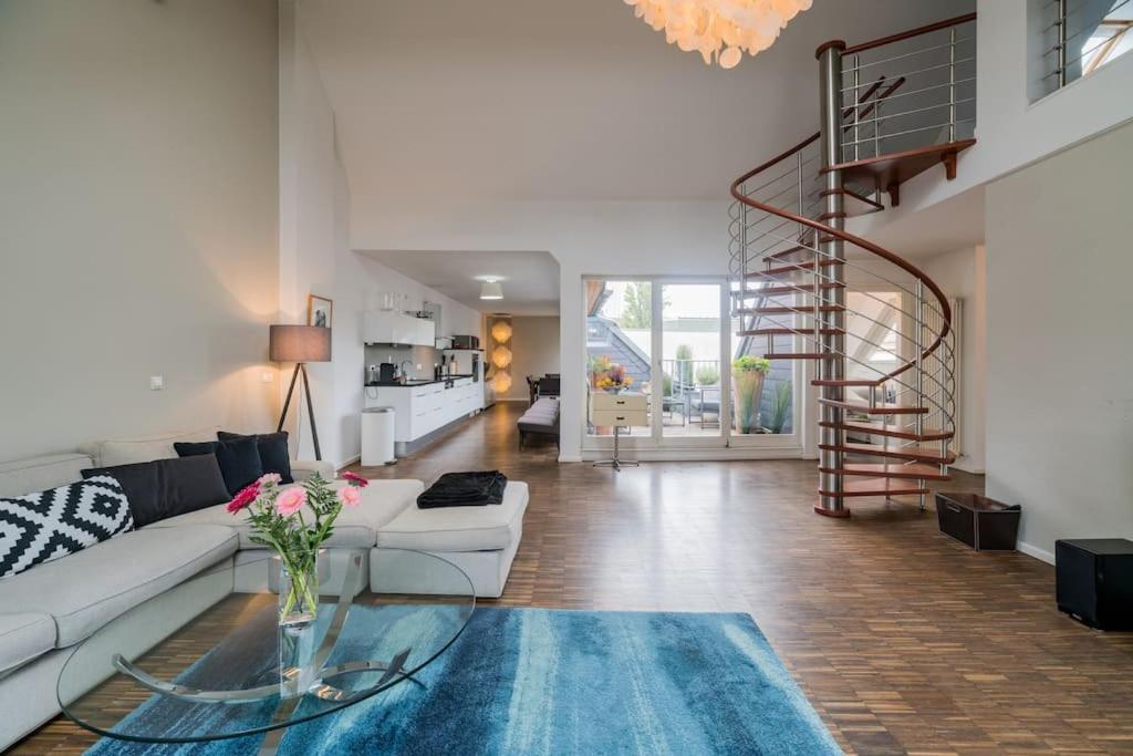 Ruhige Dachwohnung Mit Terrasse Berlin Mitte - Spacious Modern Rooftop Loft In Berlin Mitte Zewnętrze zdjęcie