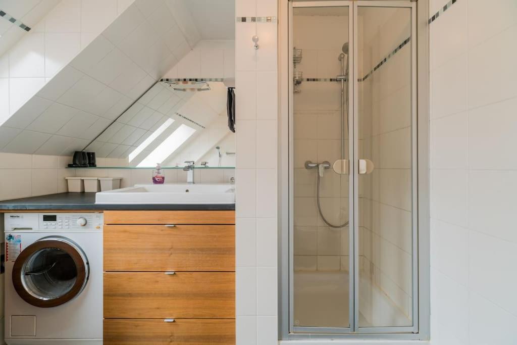 Ruhige Dachwohnung Mit Terrasse Berlin Mitte - Spacious Modern Rooftop Loft In Berlin Mitte Zewnętrze zdjęcie